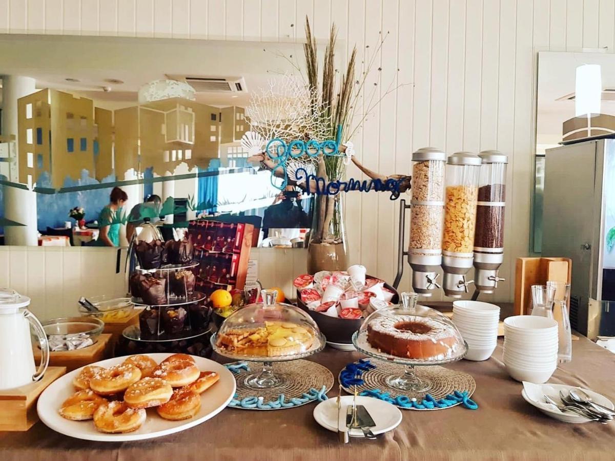 Hotel Holiday Vasto Ngoại thất bức ảnh